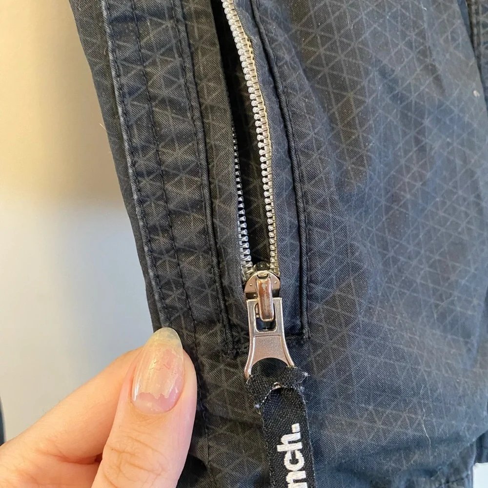 Bench Black Jacket with Subtle Pattern - Picture 4 of 7